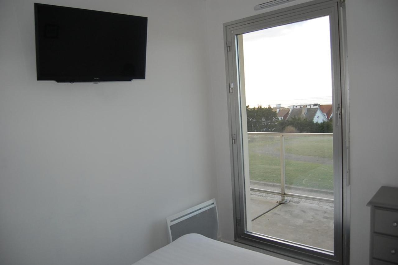 Le Bord De Mer Calais Exteriör bild