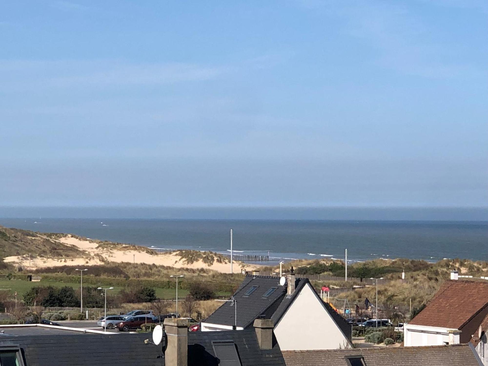 Le Bord De Mer Calais Exteriör bild